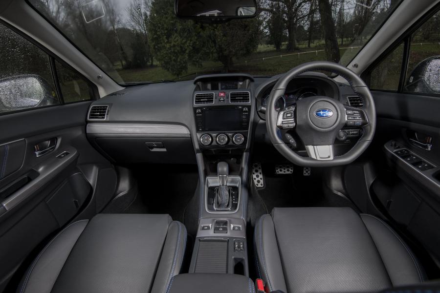 Торпедо Subaru Levorg GT 2016 года  (UK) (фото 8 из 40)